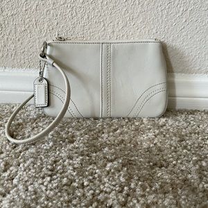 Wristlet